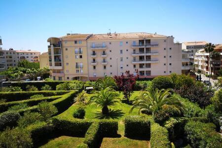 Apartmán Le Palais Royal Saint-Raphaël Exteriér fotografie